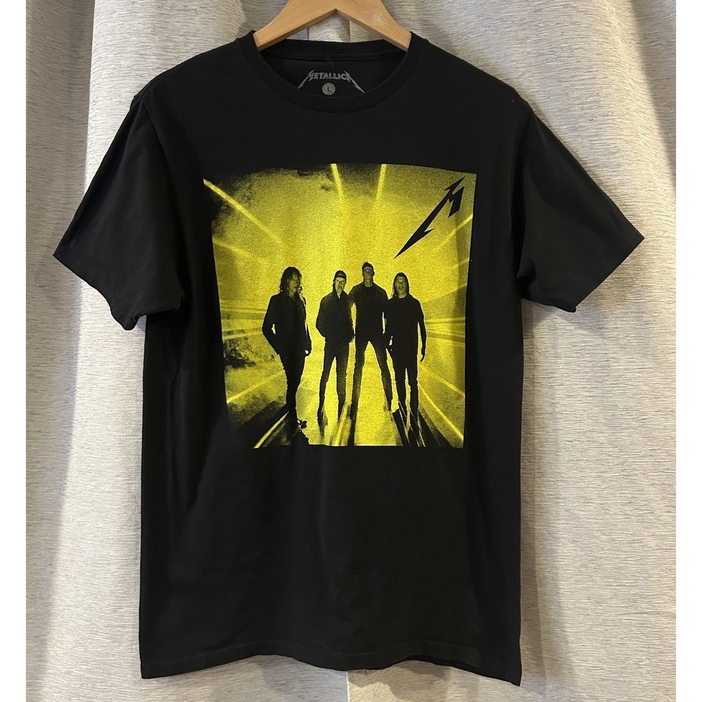Metallica T-Shirt 72 Seasons Double Sided Size‎ Large Black